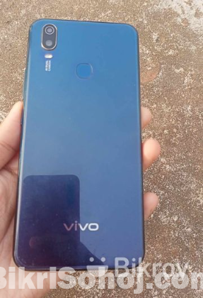 Vivo y11